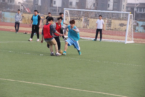 北京市新英才学校AP中心第八届足球比赛--记开