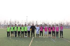 北京市新英才学校AP中心第八届足球比赛——记开幕式及高中组预赛