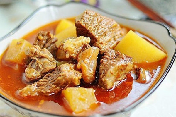 土豆炖牛肉