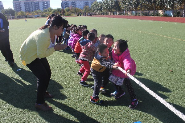  新英才小学部第七届拔河比赛系列报道——半决赛